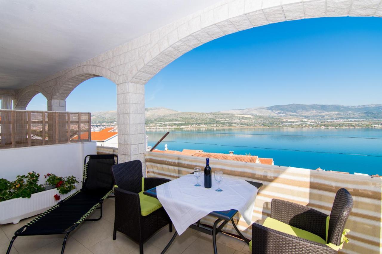 Holidays Apartments Slanada With Terrace And Sea View, Near The Beach & Town Trogir, Free Parking, Quiet Place On Peninsula Ciovo エクステリア 写真