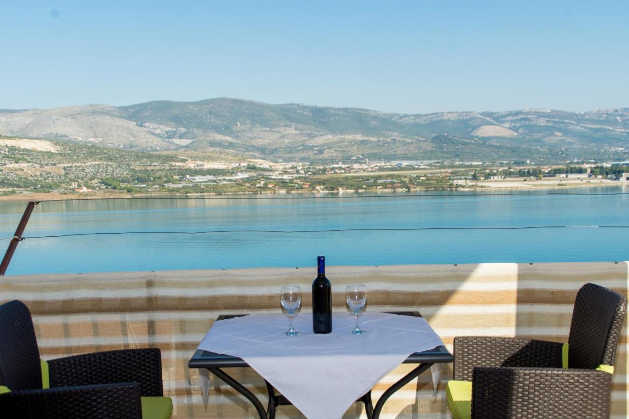 Holidays Apartments Slanada With Terrace And Sea View, Near The Beach & Town Trogir, Free Parking, Quiet Place On Peninsula Ciovo エクステリア 写真